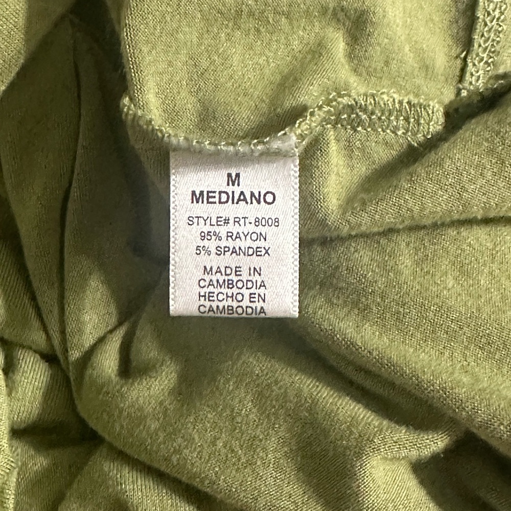 Zenana Outfitters Short Sleeve Tee in olive - Picture 4 of 4